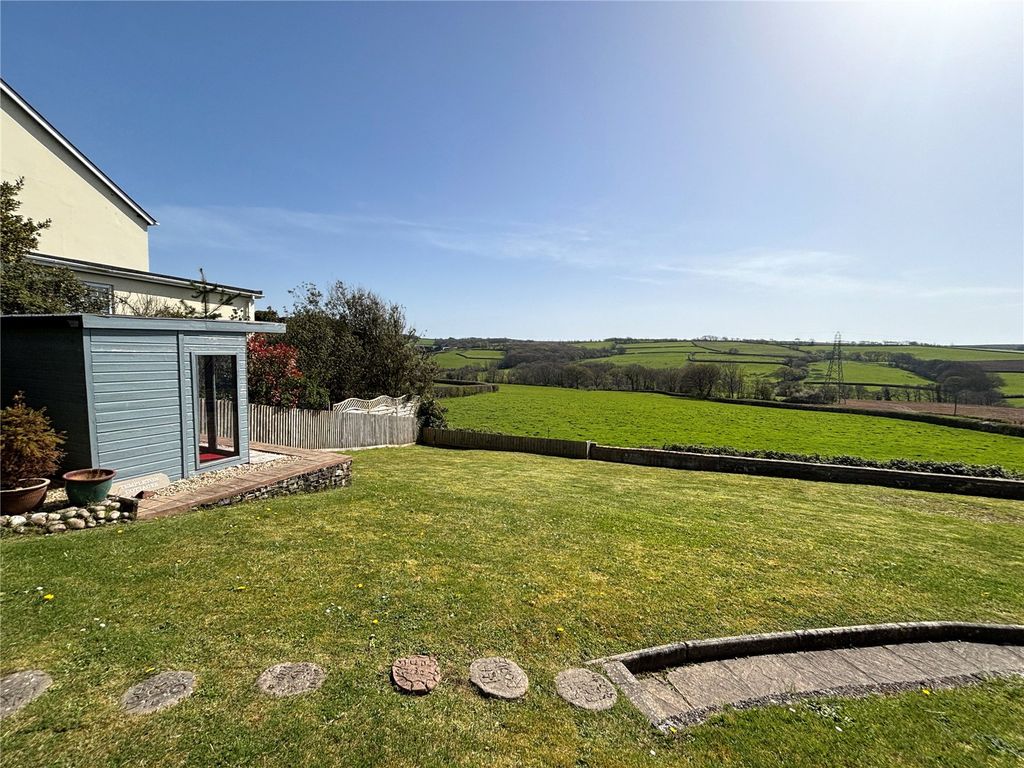 Property photo 2 of 29 Picture No. 43