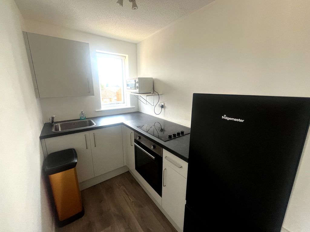 Property photo 2 of 6 Img_6427