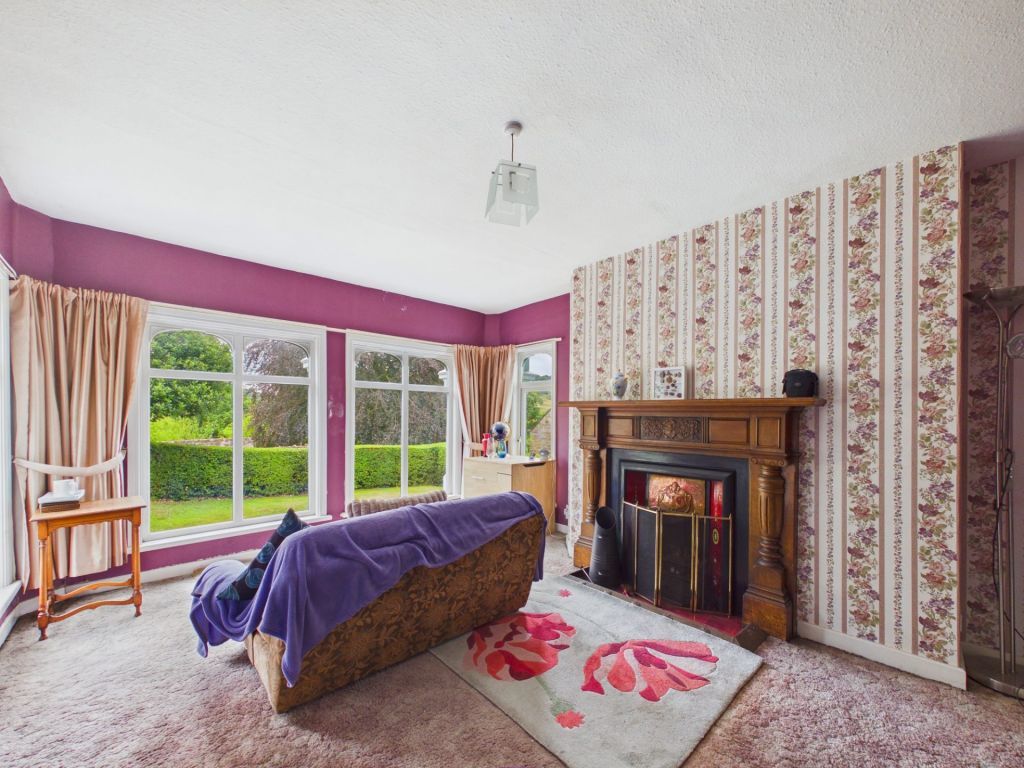 Property photo 2 of 24