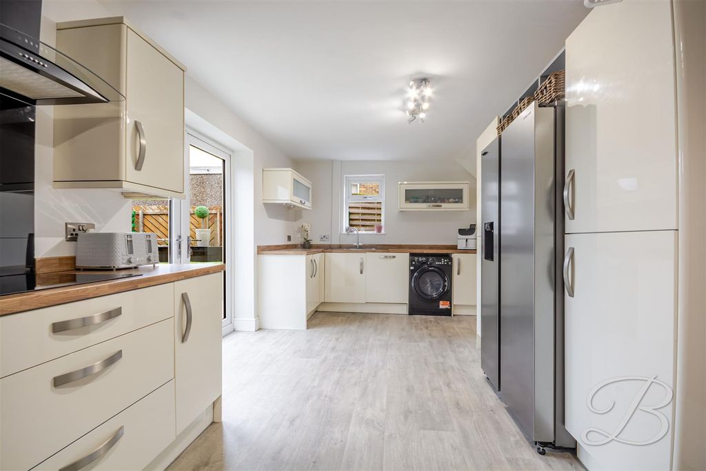 Property photo 2 of 33 Ccltd-8.Jpg