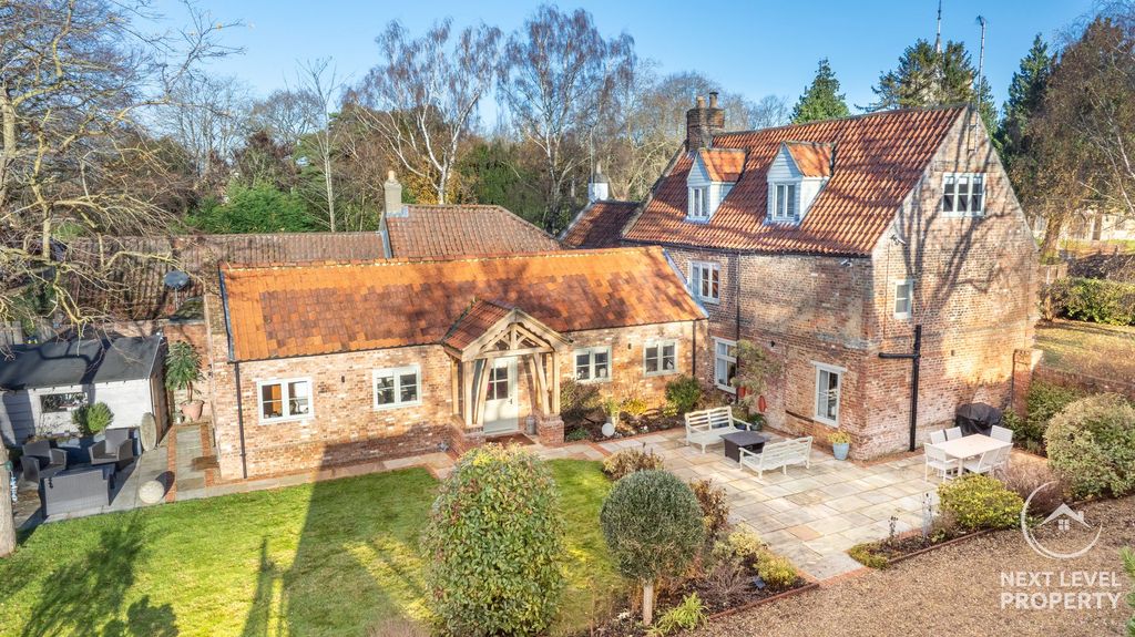 Property photo 1 of 70 External Rear