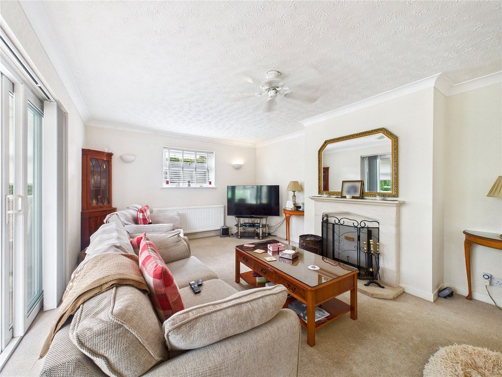 Property photo 3 of 23 Picture No. 06