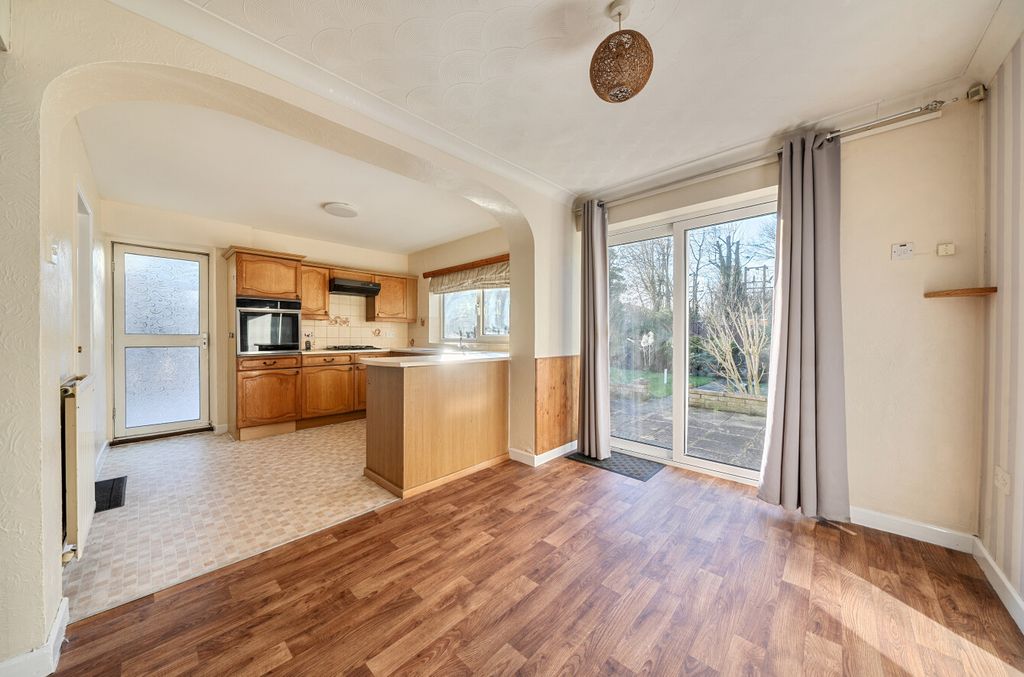 Property photo 3 of 15 1423479869A5c6Da7B269