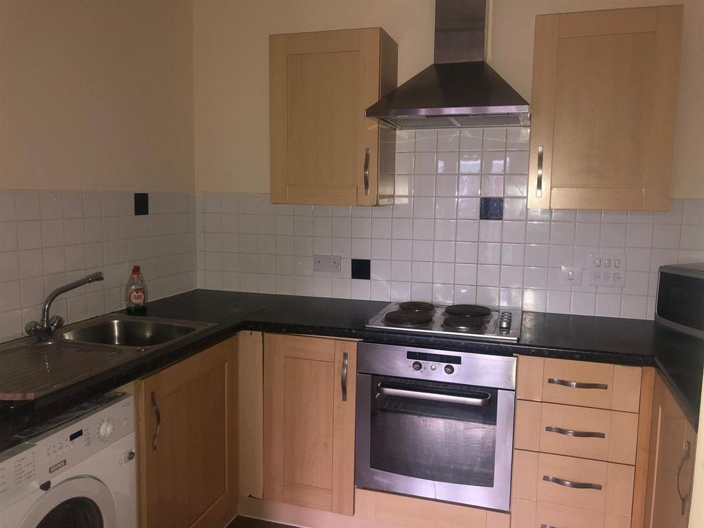 Property photo 2 of 11 Img_2097.Jpg