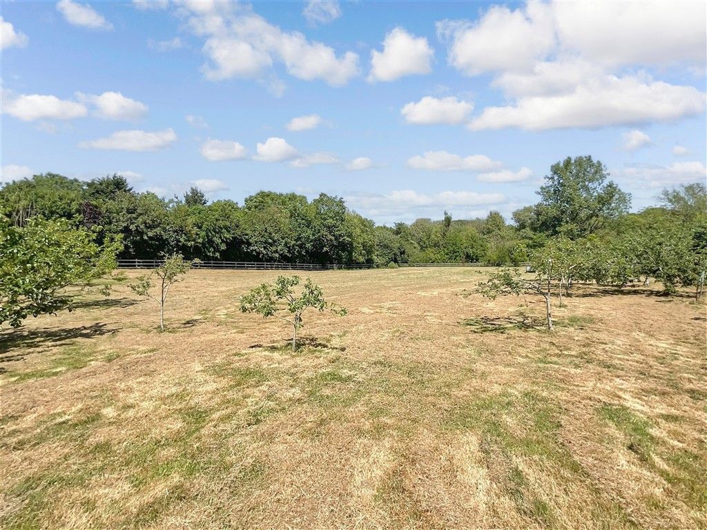 Property photo 2 of 14 Orchard 2
