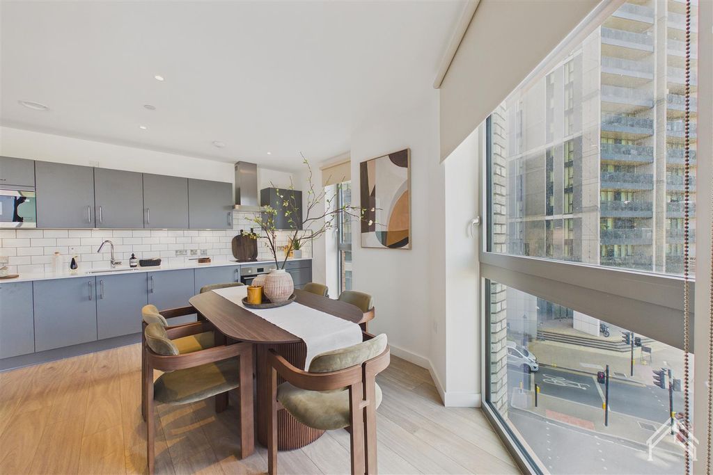 Property photo 2 of 11 4.Jpg