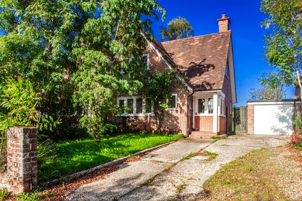 Property photo 1 of 9