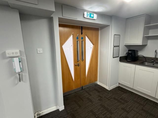 Property photo 3 of 8 Photo 25