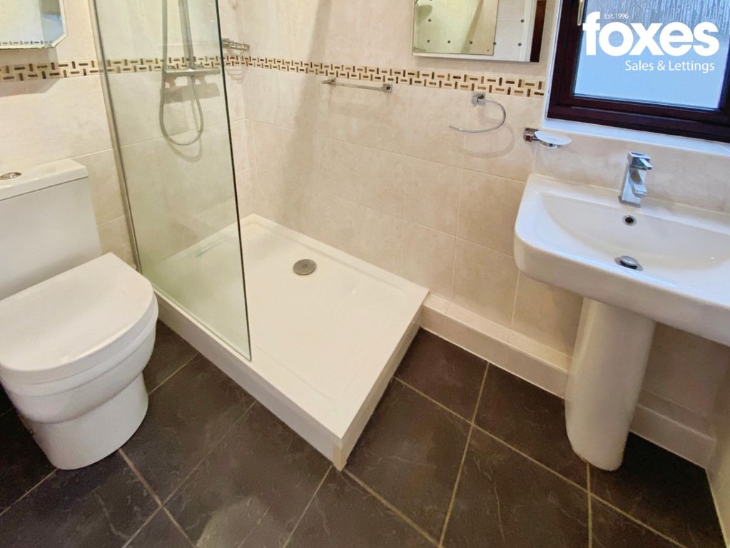 Property photo 3 of 8 4789014