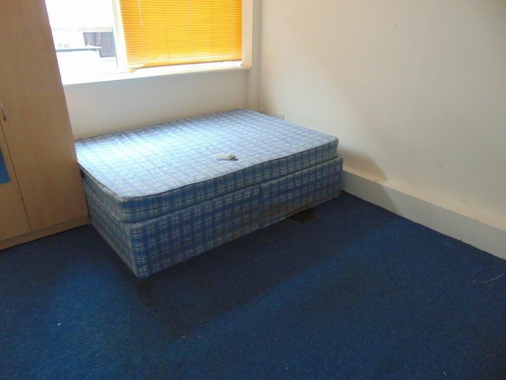 Property photo 1 of 2