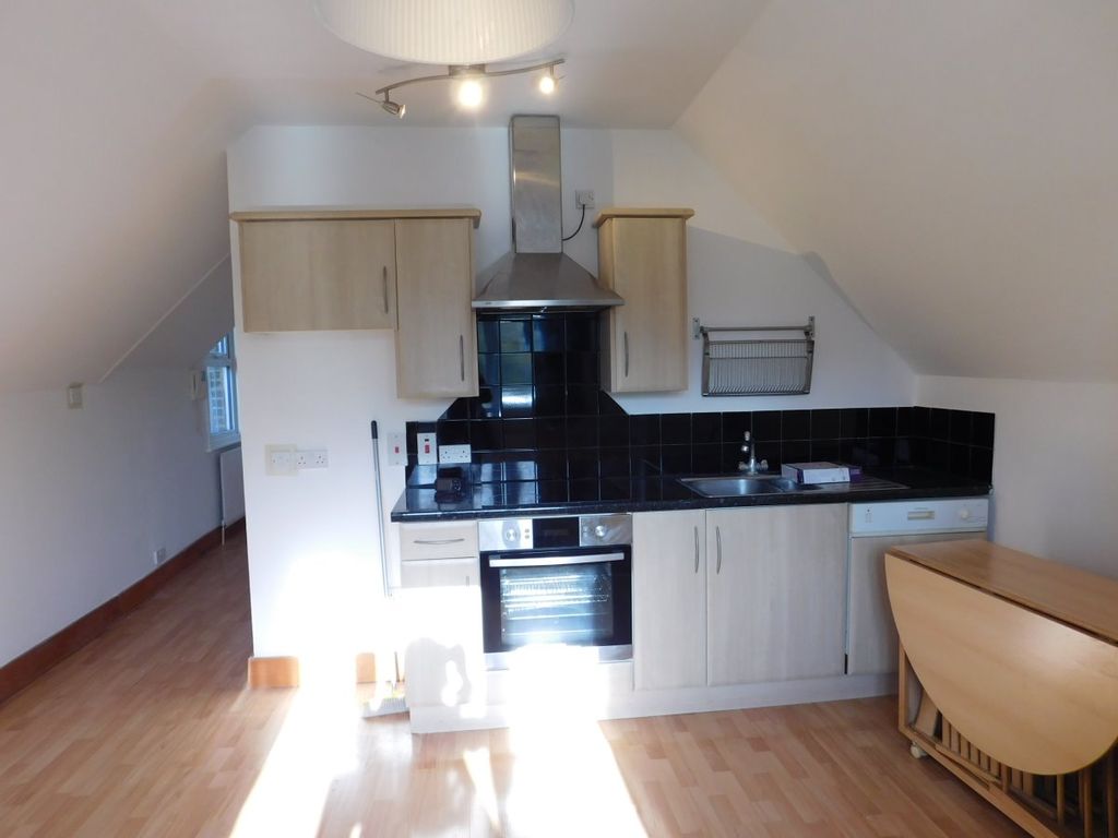 Property photo 2 of 3