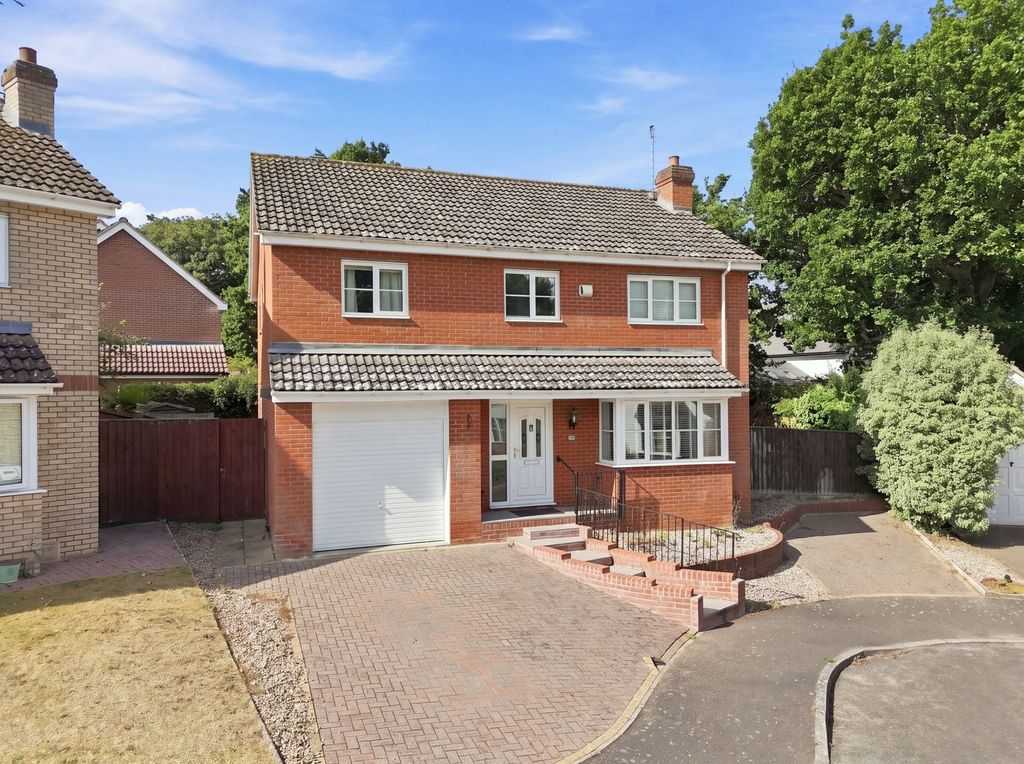 Property photo 1 of 23