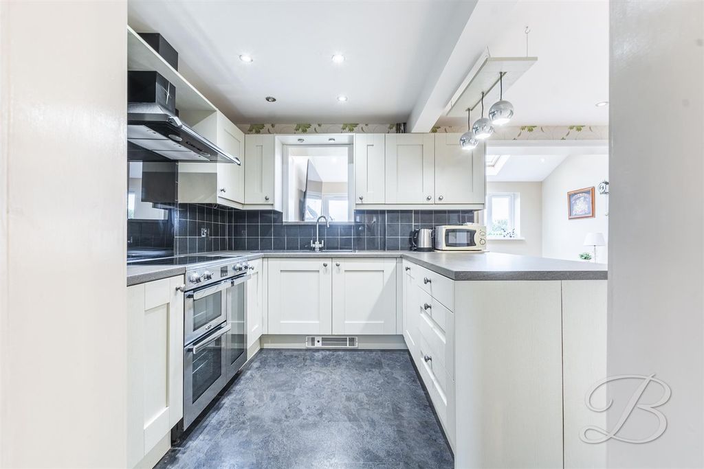 Property photo 2 of 41 CC11.Jpg