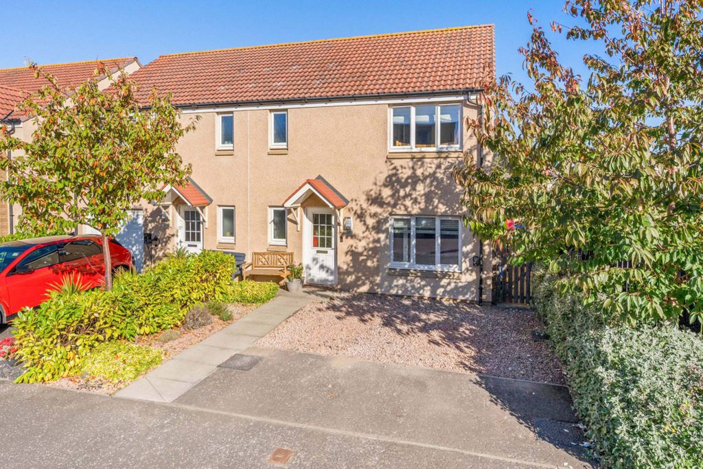 Property photo 1 of 26