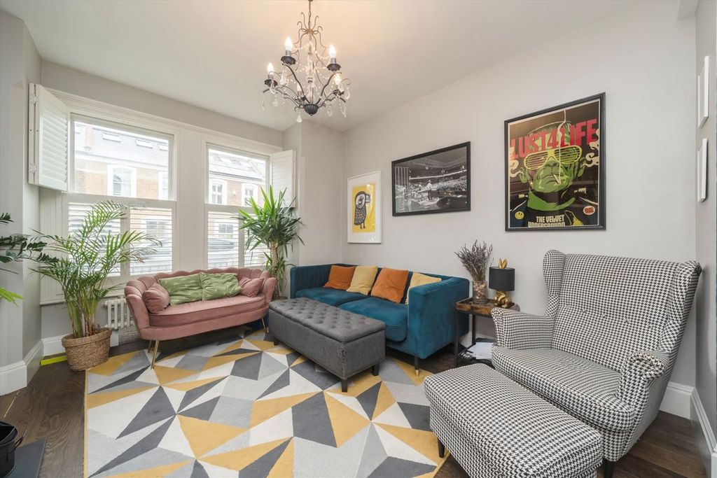 Property photo 2 of 6