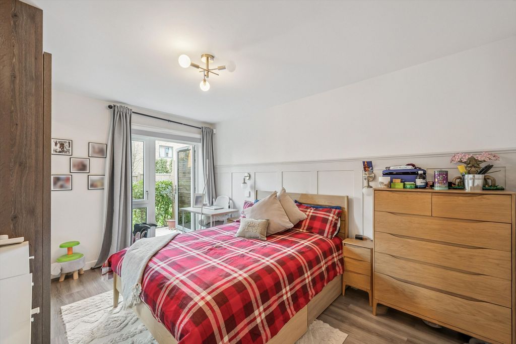 Property photo 2 of 6 Image