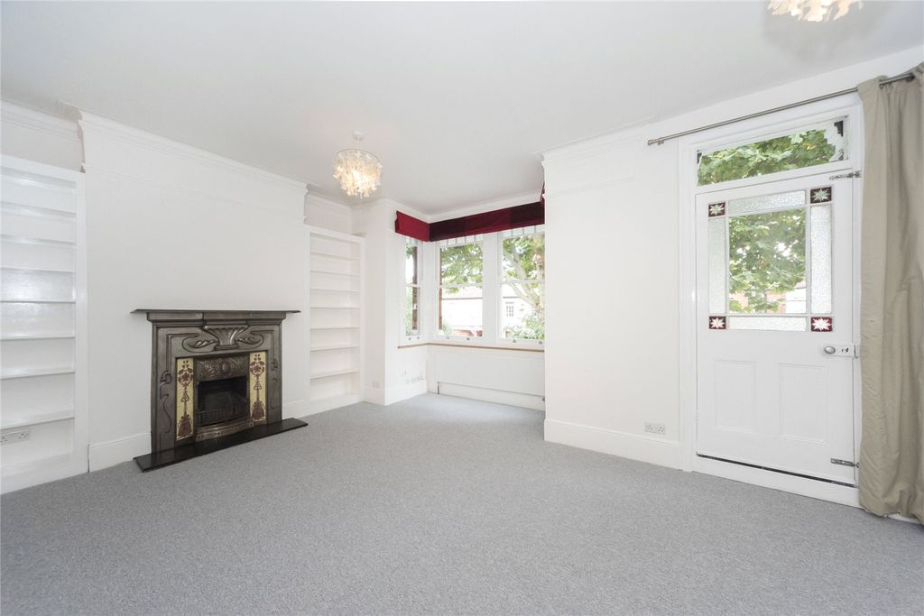 Property photo 2 of 14 Picture No. 26