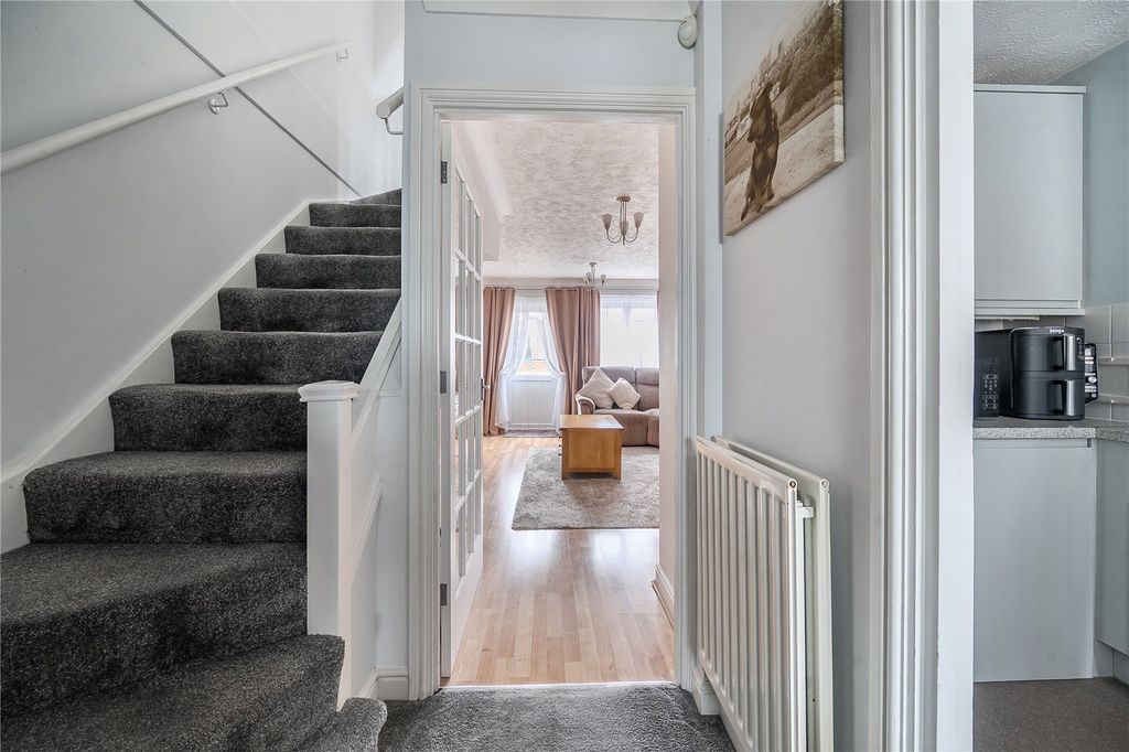 Property photo 3 of 23 Picture No. 09