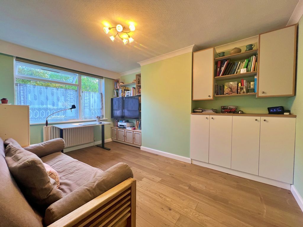 Property photo 2 of 11 Photo 15