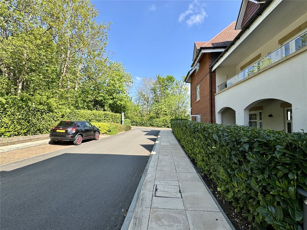 Property photo 1 of 17 Robinson Jackson