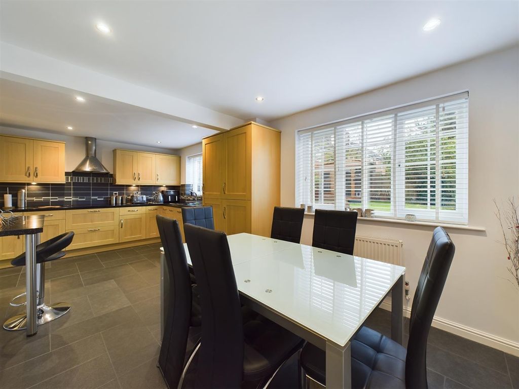 Property photo 2 of 27 Cam02202G0-Pr0099-Still007.Jpg