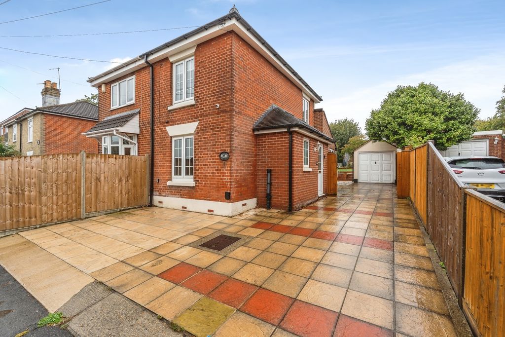 Property photo 1 of 18 Pbox-Img.Jpg