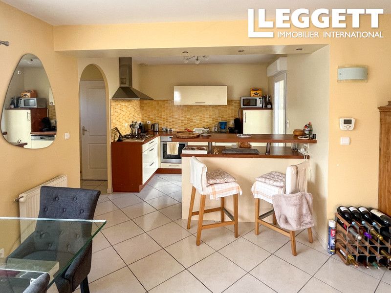 Property photo 3 of 10