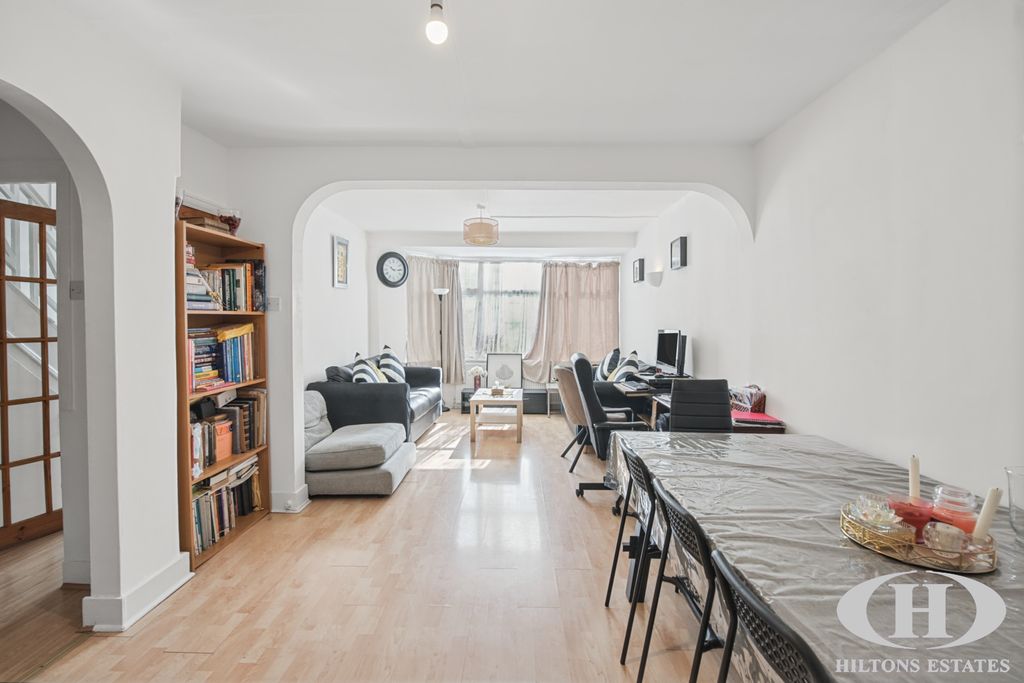 Property photo 3 of 15