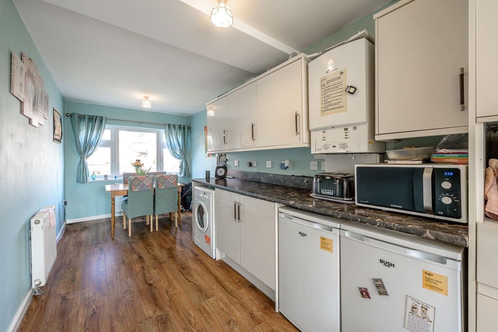 Property photo 3 of 20 Kitchen Dining Room 1