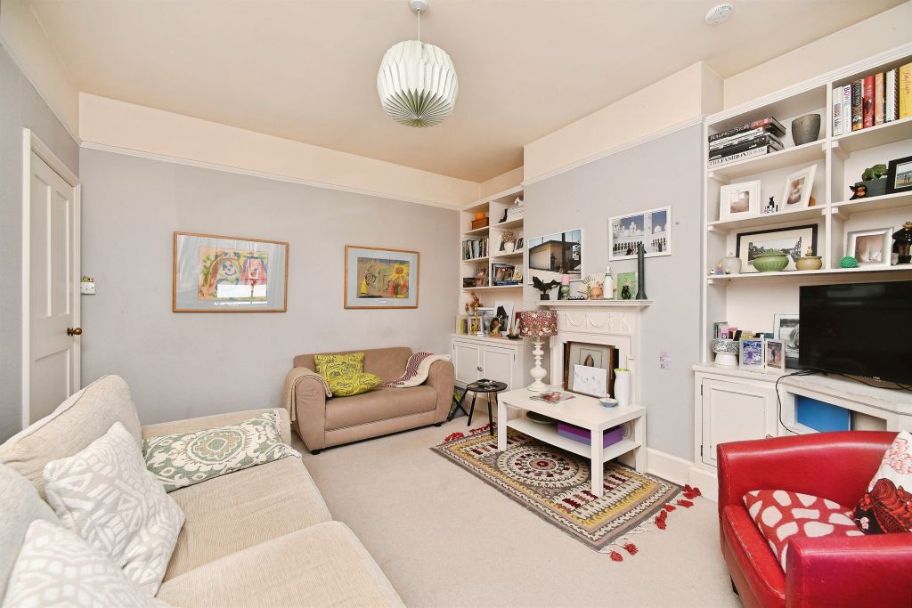 Property photo 2 of 16