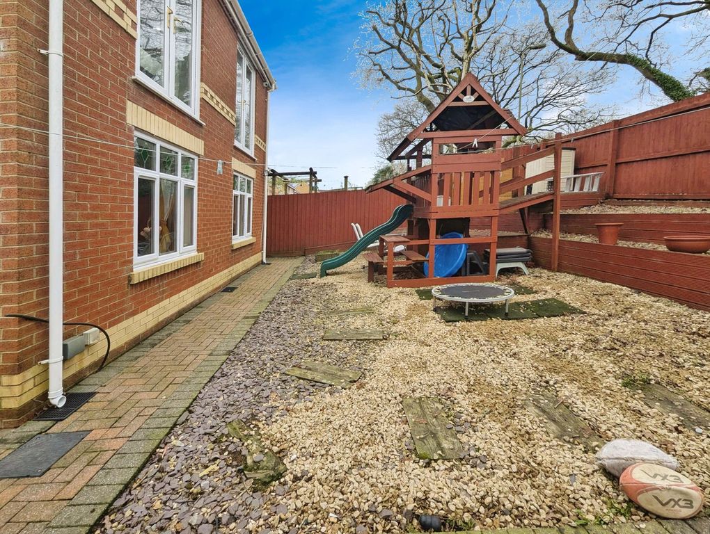 Additional image 5 of 5 bed detached house for saleClos Cae Pwll, Treharris CF46