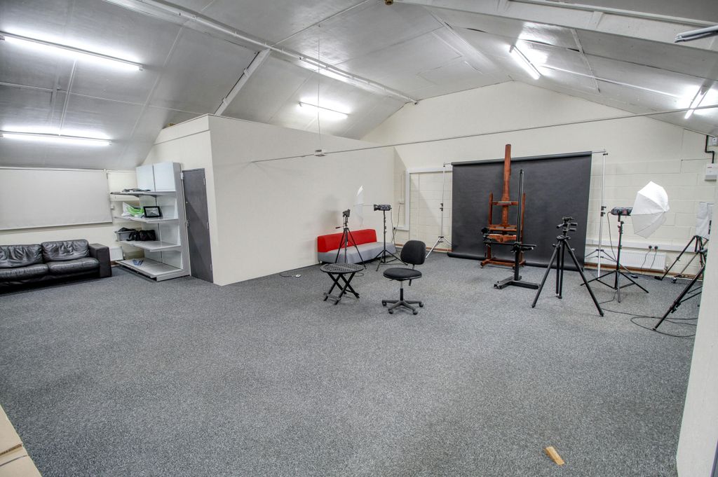 Property photo 2 of 3 1.Jpg