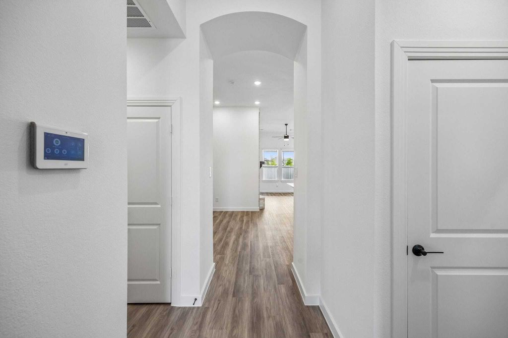Property photo 3 of 27 <Alttext/>