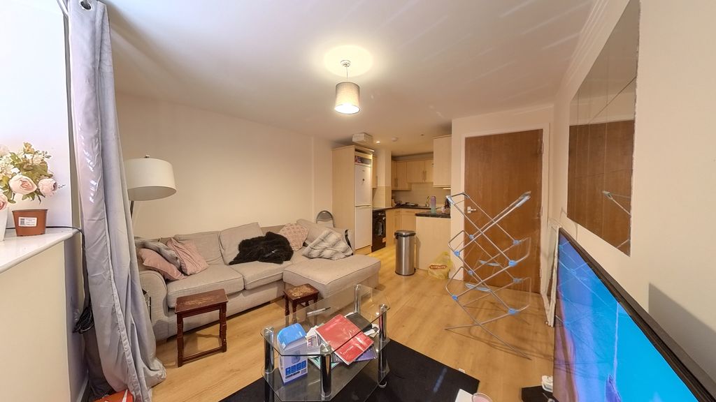 Property photo 3 of 24