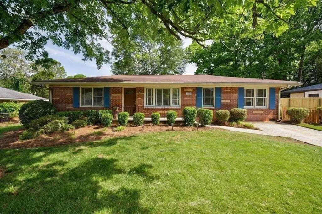 Property photo 1 of 31