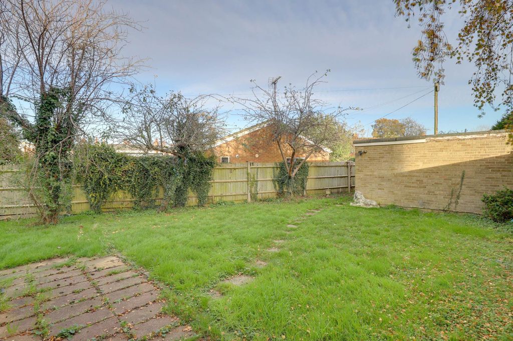 Property photo 3 of 14