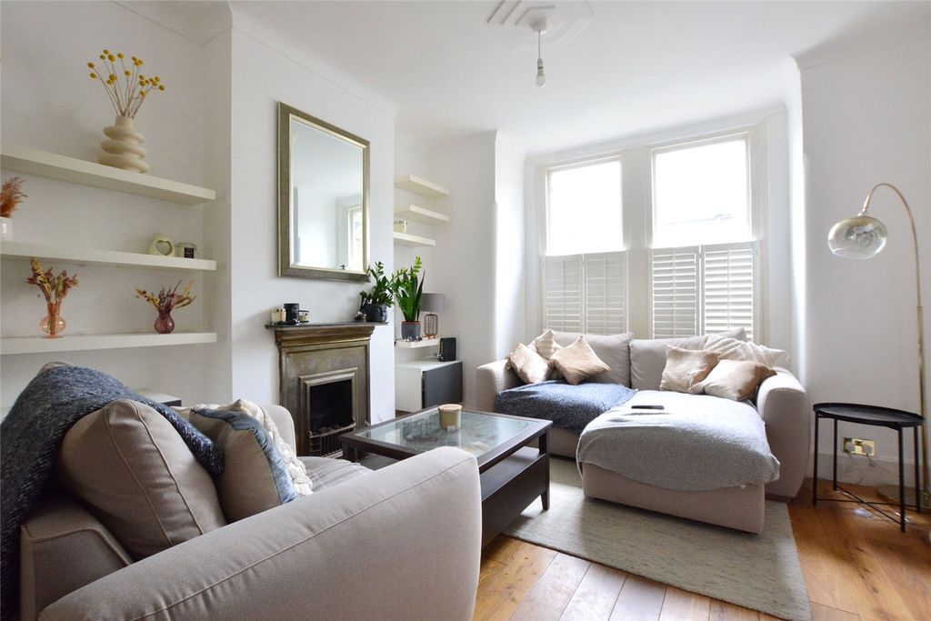 Property photo 3 of 18 Picture No. 20