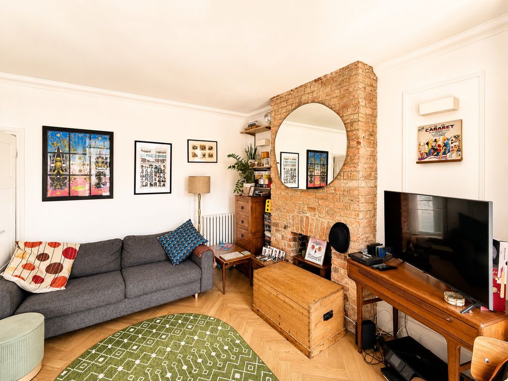 Property photo 3 of 13