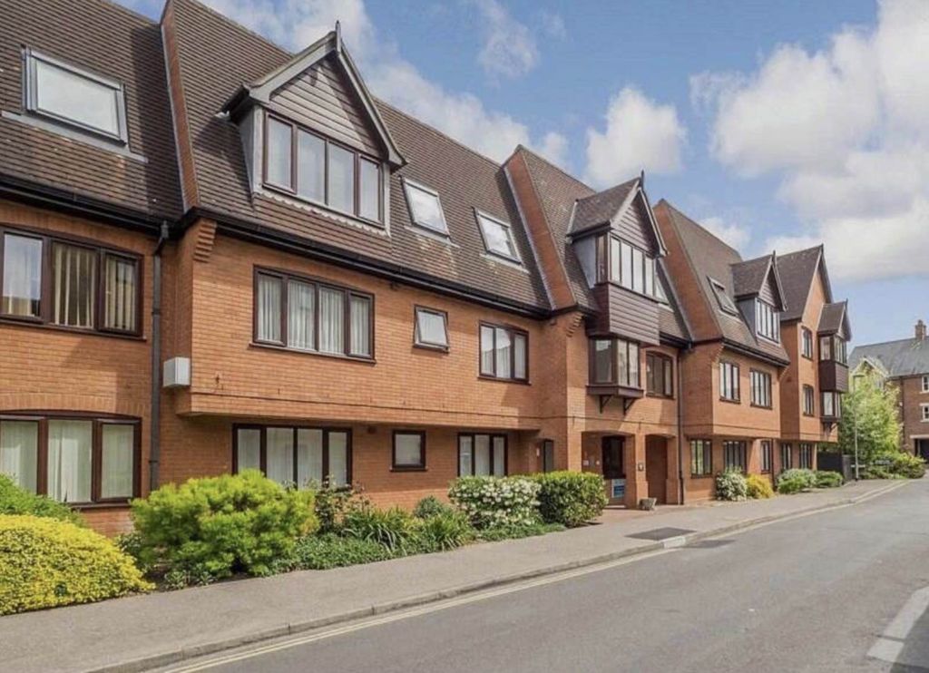 Property photo 2 of 15