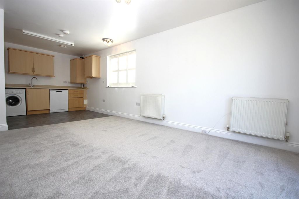 Property photo 3 of 9 Img_1242.Jpg
