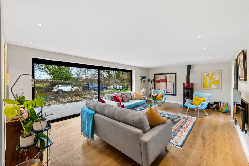 Property photo 3 of 46 Image60.Jpg