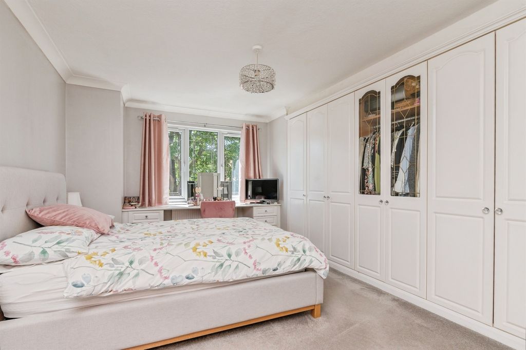 Additional image 9 of 4 bed detached house for saleHigh View Gardens, Grays RM17