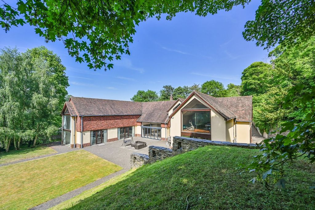 Property photo 2 of 22 Maelstrom House