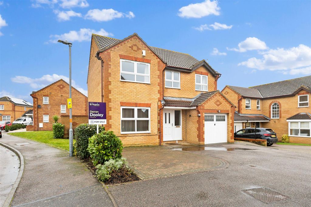 Property photo 1 of 16 36Wisteriawayweb03.Jpg