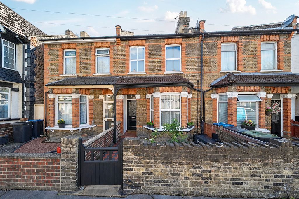 Property photo 1 of 13