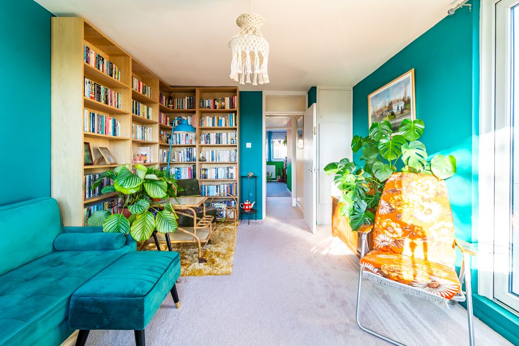 Property photo 3 of 13