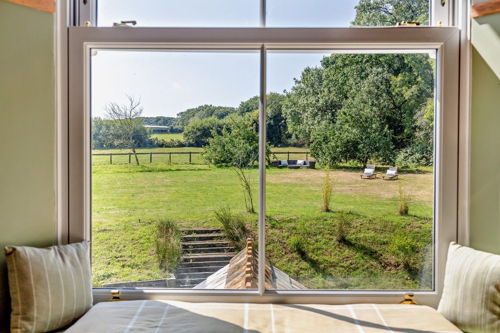 Property photo 3 of 23 View