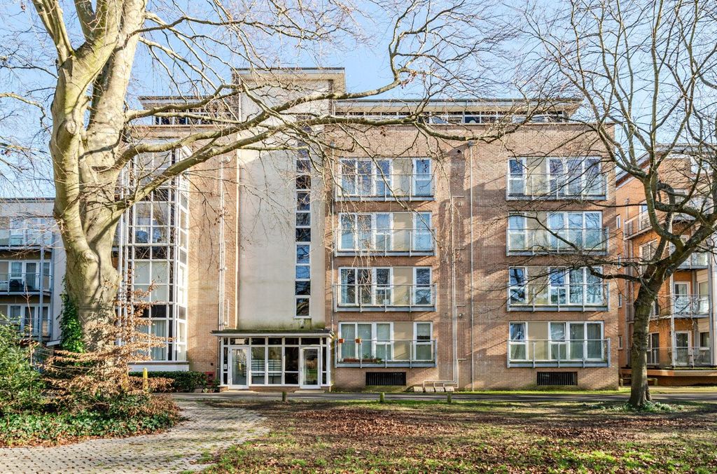 Property photo 1 of 7 Picture No. 11