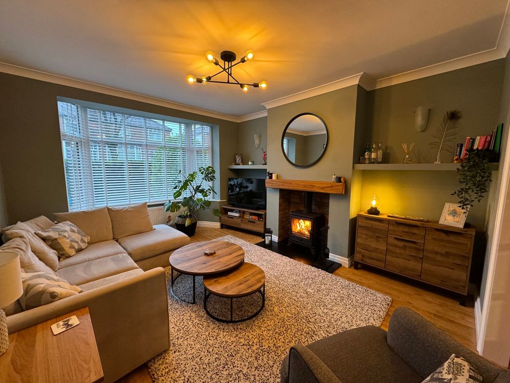 Property photo 2 of 19 2