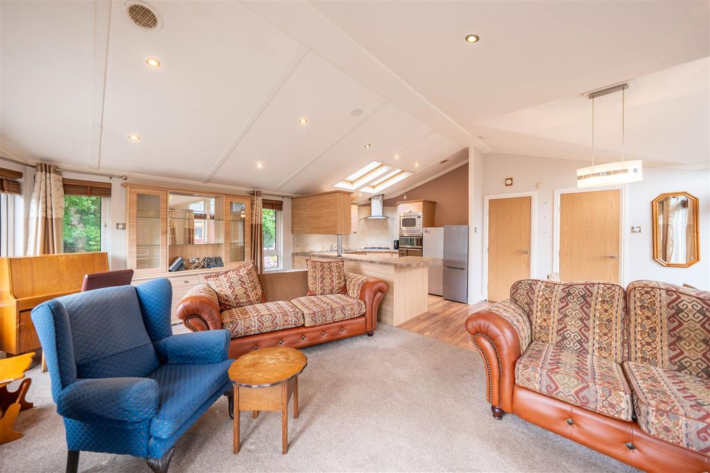 Property photo 3 of 19 Dsc06859-Hdr.Jpg